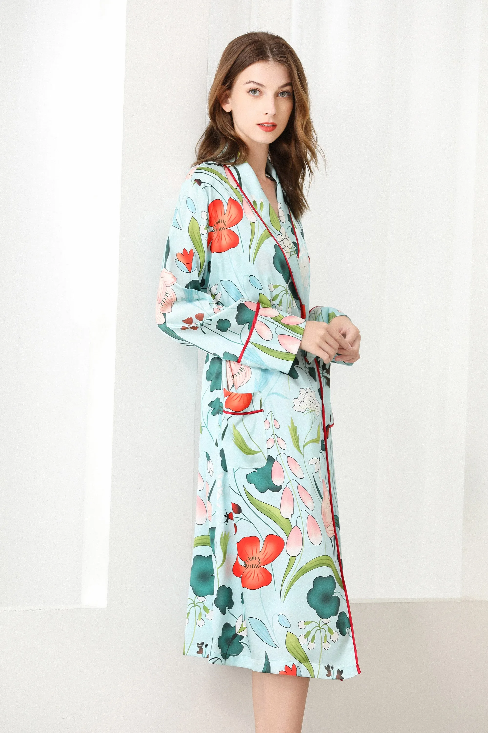 Lykke Home | 19 Momme Mulberry Silk Floral Robe Dressing Gown