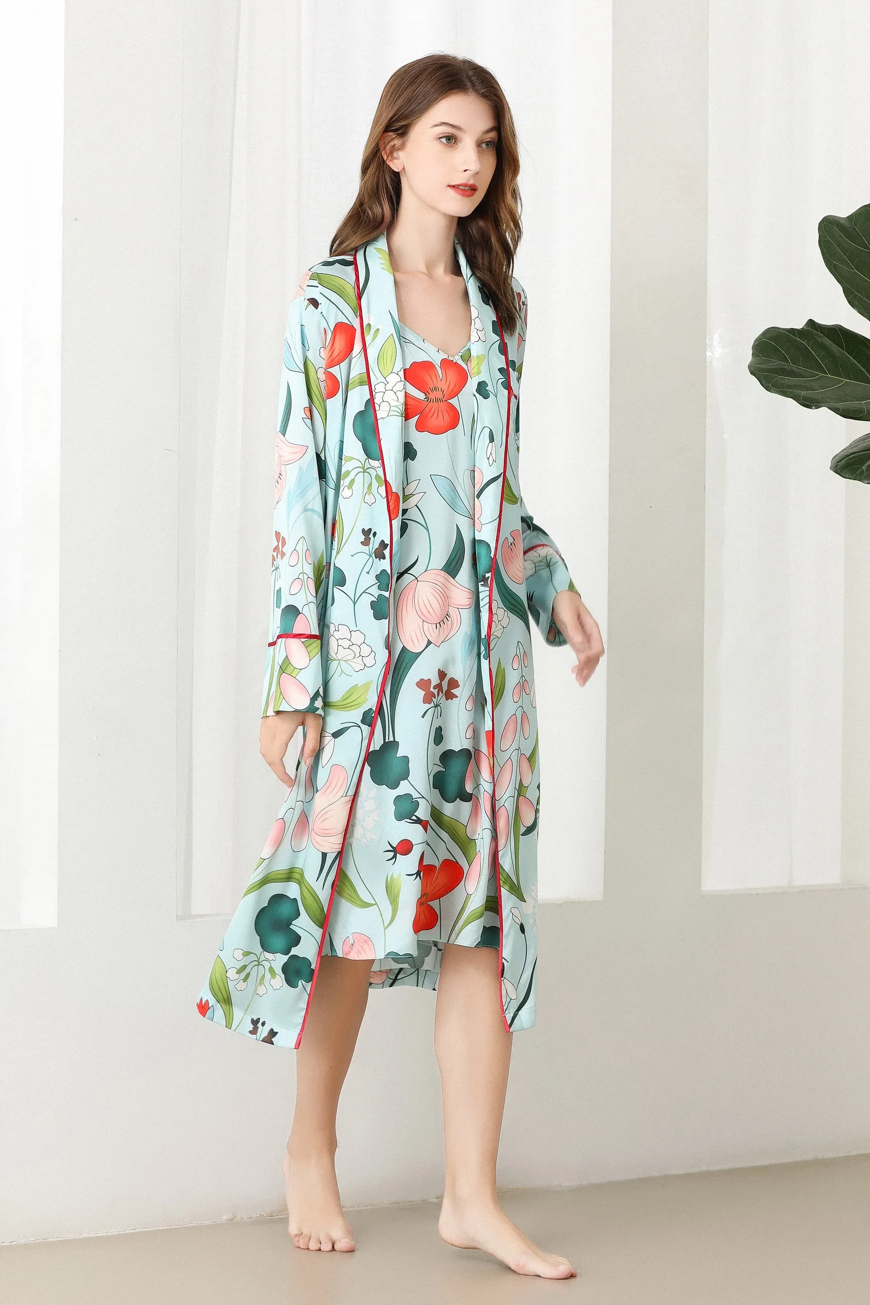 Lykke Home | 19 Momme Mulberry Silk Floral Robe Dressing Gown