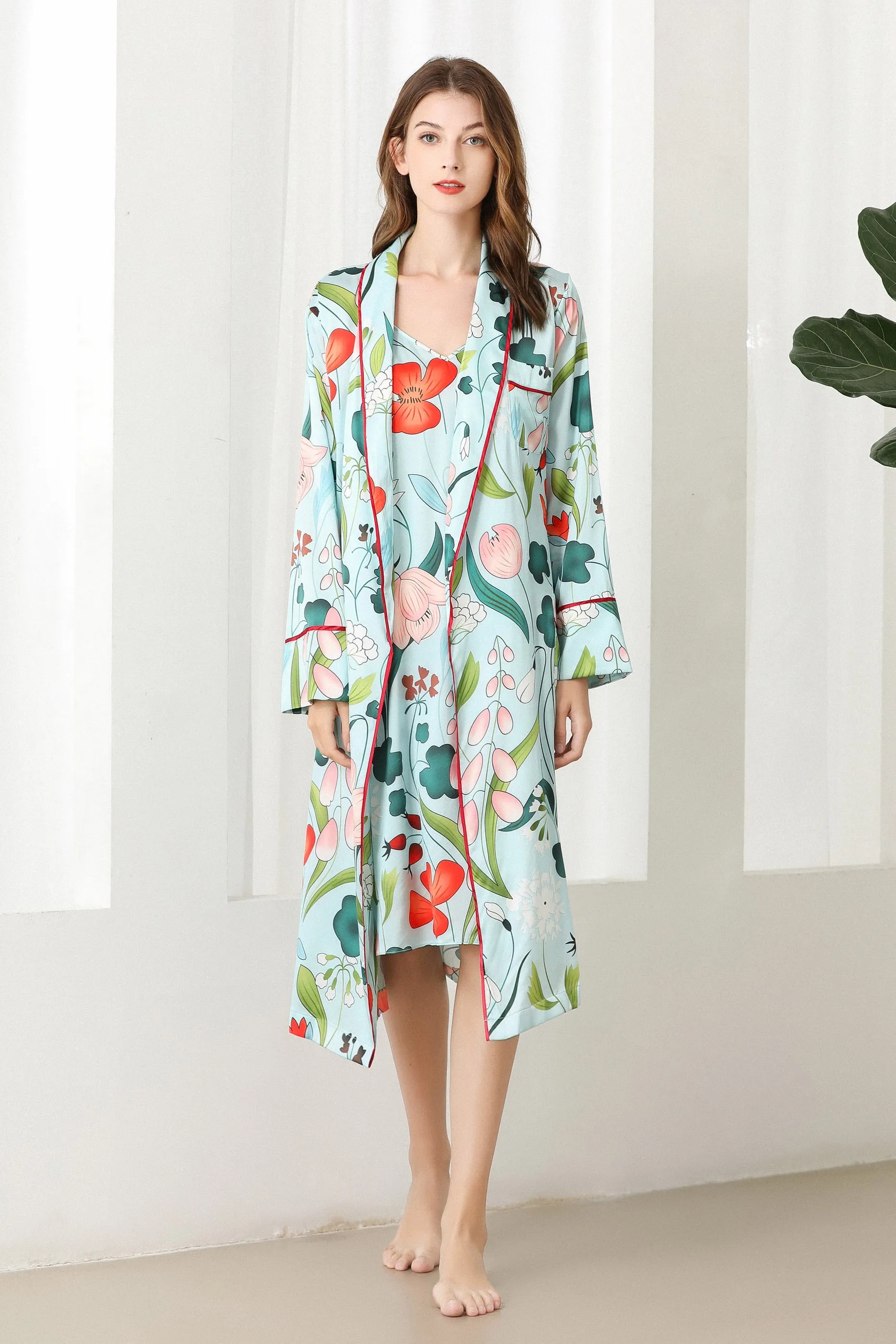 Lykke Home | 19 Momme Mulberry Silk Floral Robe Dressing Gown