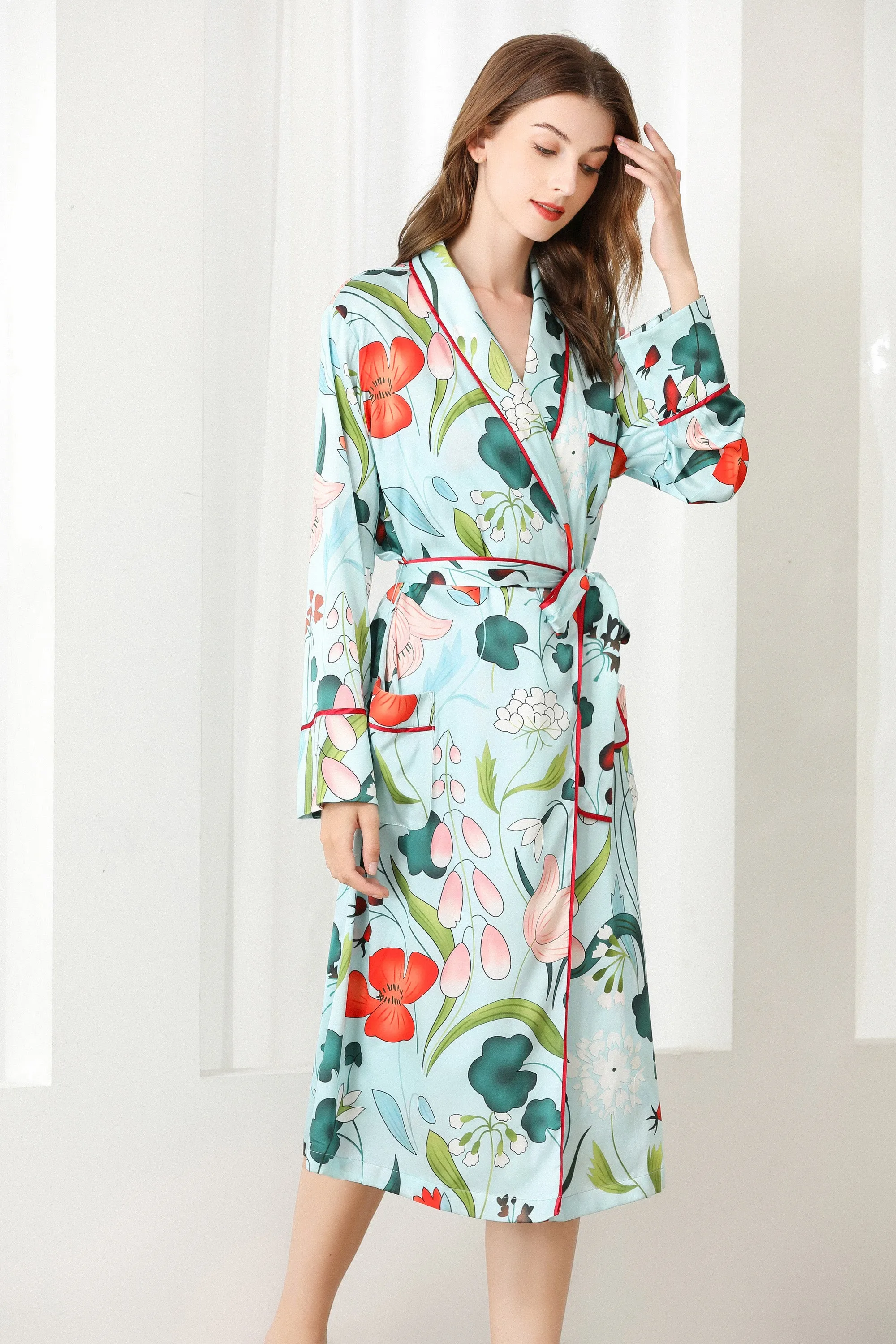 Lykke Home | 19 Momme Mulberry Silk Floral Robe Dressing Gown