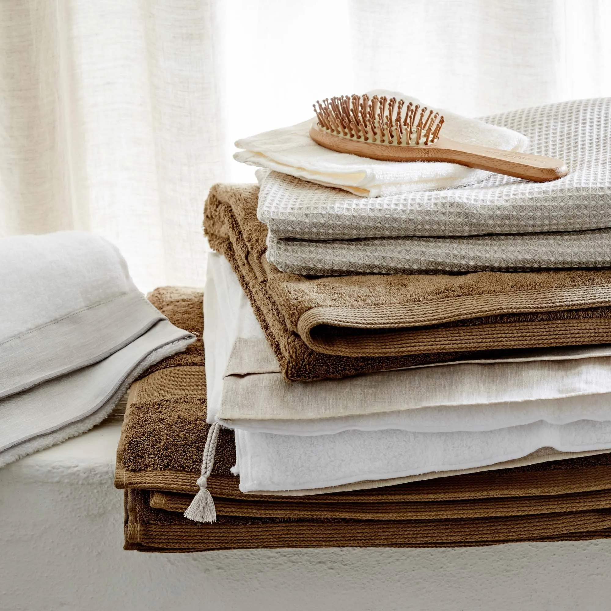 Penela Towel Collection [Brown]